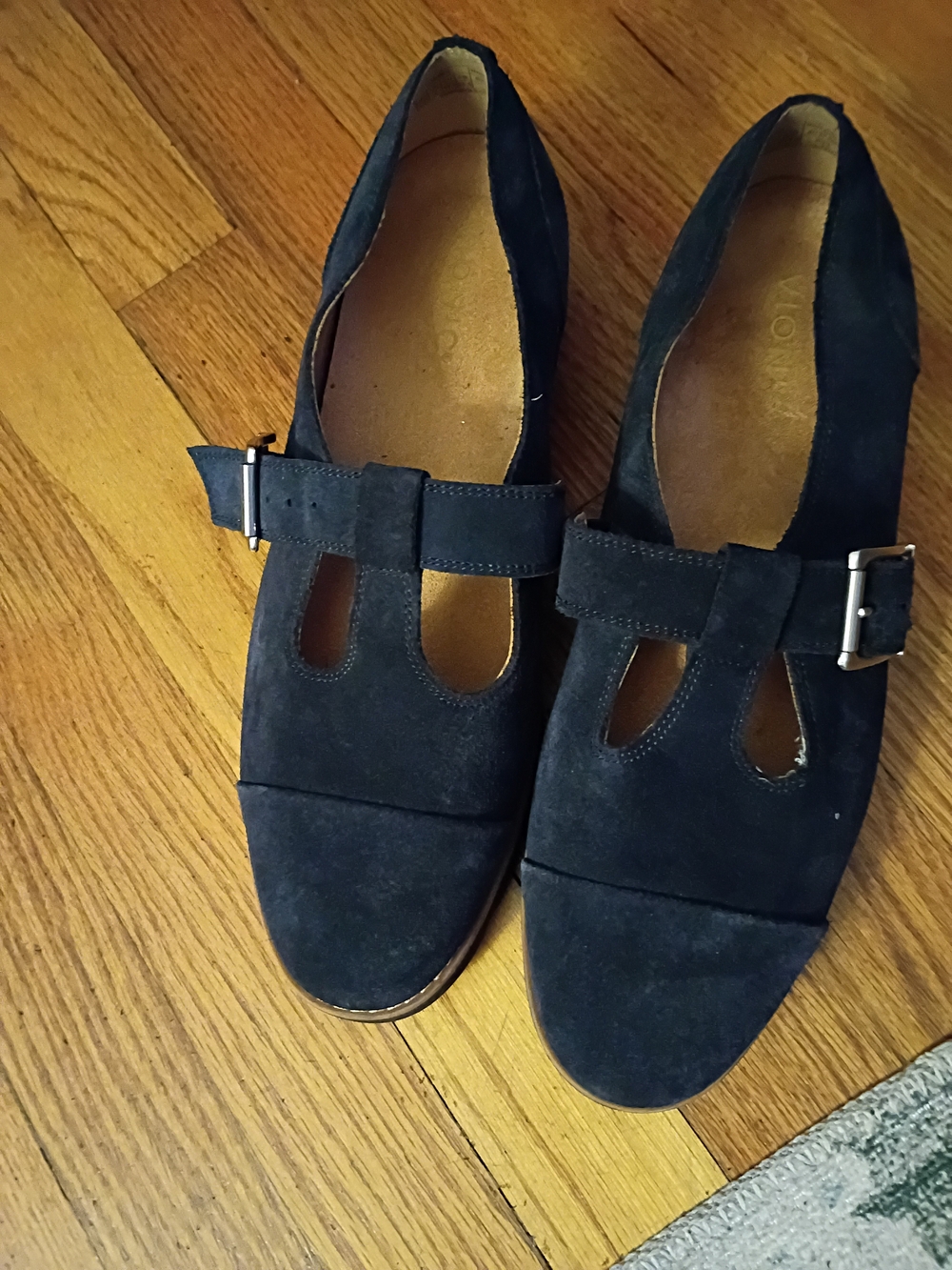 Women's Vionic Navy Blue Suede T-Strap Buckle Flats Size 9.5